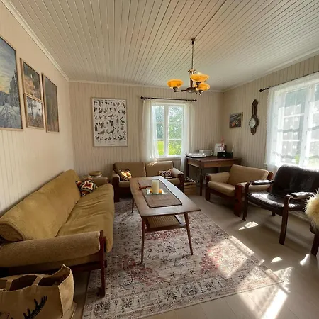 Dom wakacyjny Idyllisk Smabruk Landsem