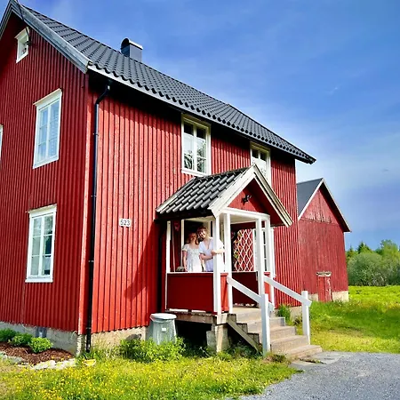 Idyllisk Smabruk Landsem